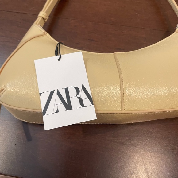 nwt sold out zara elongated Shoulder Bag vanilla yellow - Picture 5 of 12